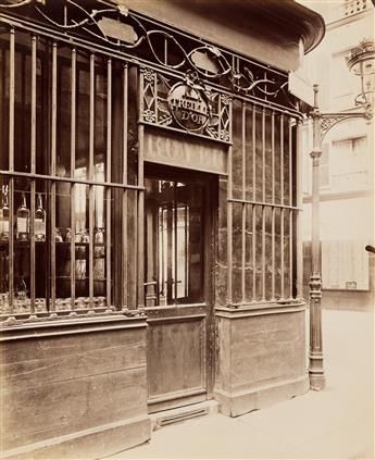 EUGÈNE ATGET (1857-1927) Rue des Canettes, Maison #18 * À la Treille dOr. 6 Rue de Condé. 1899-1900.